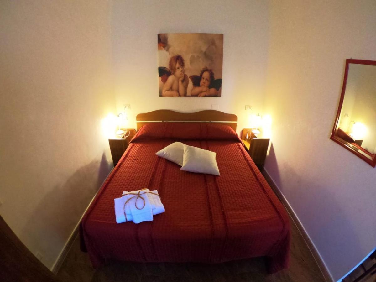 Le Stanze Di Ricci - Affittacamere Low Cost Lesina Ngoại thất bức ảnh